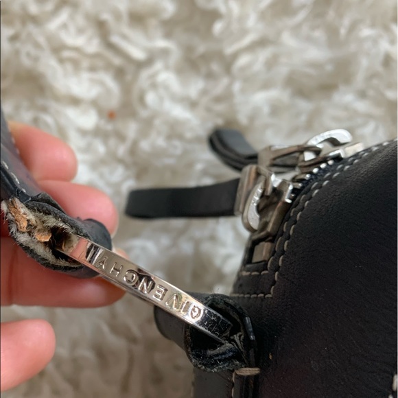 Givenchy Vintage Leather Bag - Picture 7 of 13